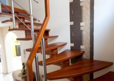 schody-drewniane-jednobelkowe (28)