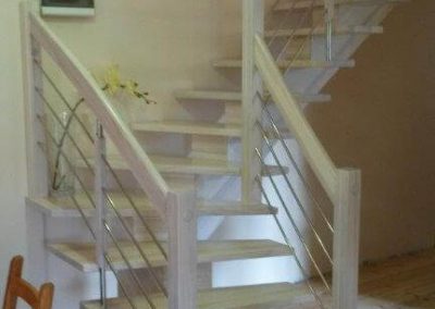 schody-drewniane-jednobelkowe (30)