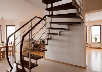 schody-metalowo-drewniane-dwubelkowe (26)