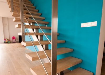schody-metalowo-drewniane-jednobelkowe (11)